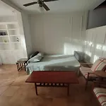 公寓 Quiet Duplex Close To The 美洲海滩