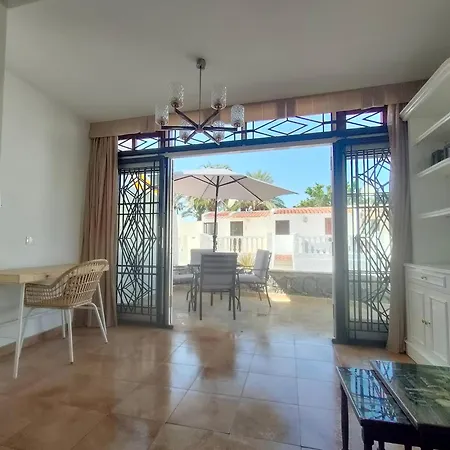 Quiet Duplex Close To The 美洲海滩