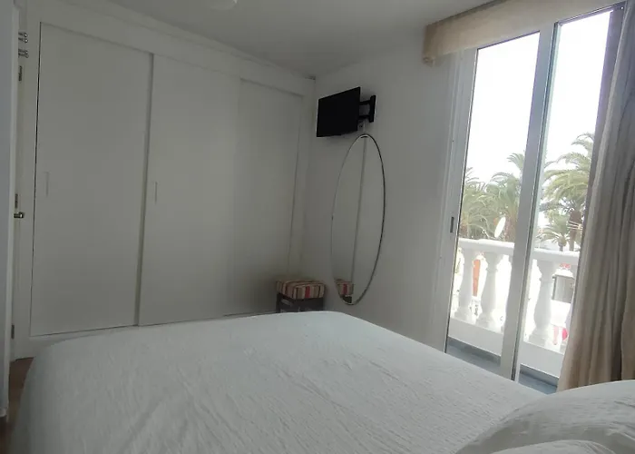 Quiet Duplex Close To The Apartman Playa de las Américas