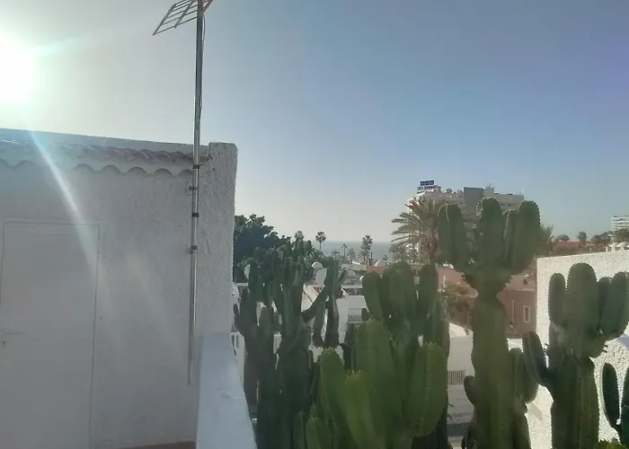 Quiet Duplex Close To The Apartamento