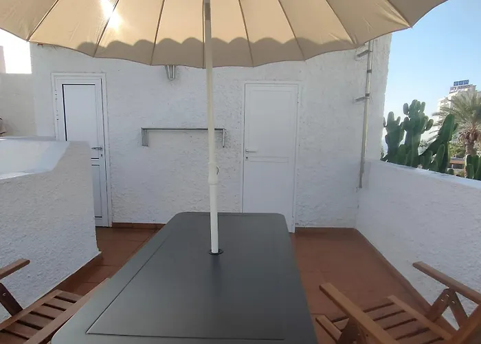 Quiet Duplex Close To The Apartamento Playa de las Americas (Tenerife)