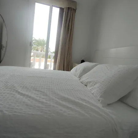 Апартаменты Quiet Duplex Close To The Плая-де-лас-Америкас