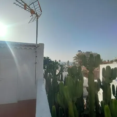 Quiet Duplex Close To The דירה